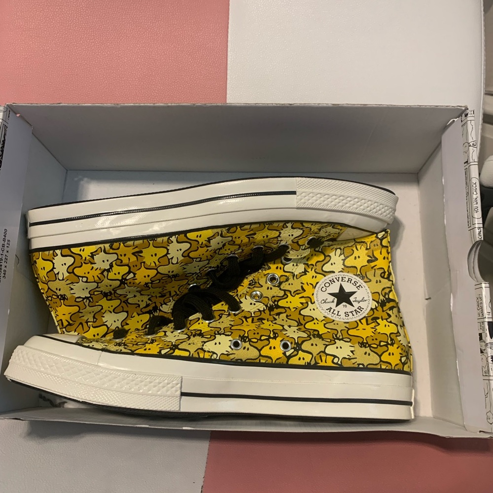 10.5 Mens PeanutsXConverse Woodstock